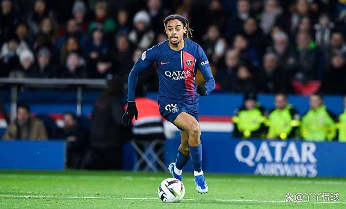 雷火电竞网站-南特俱乐部在最近一场比赛中闯入前四