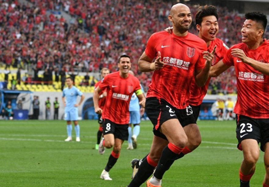 雷火电竞充值-关于大牌球员再次崭露头角，球迷狂热追捧的信息