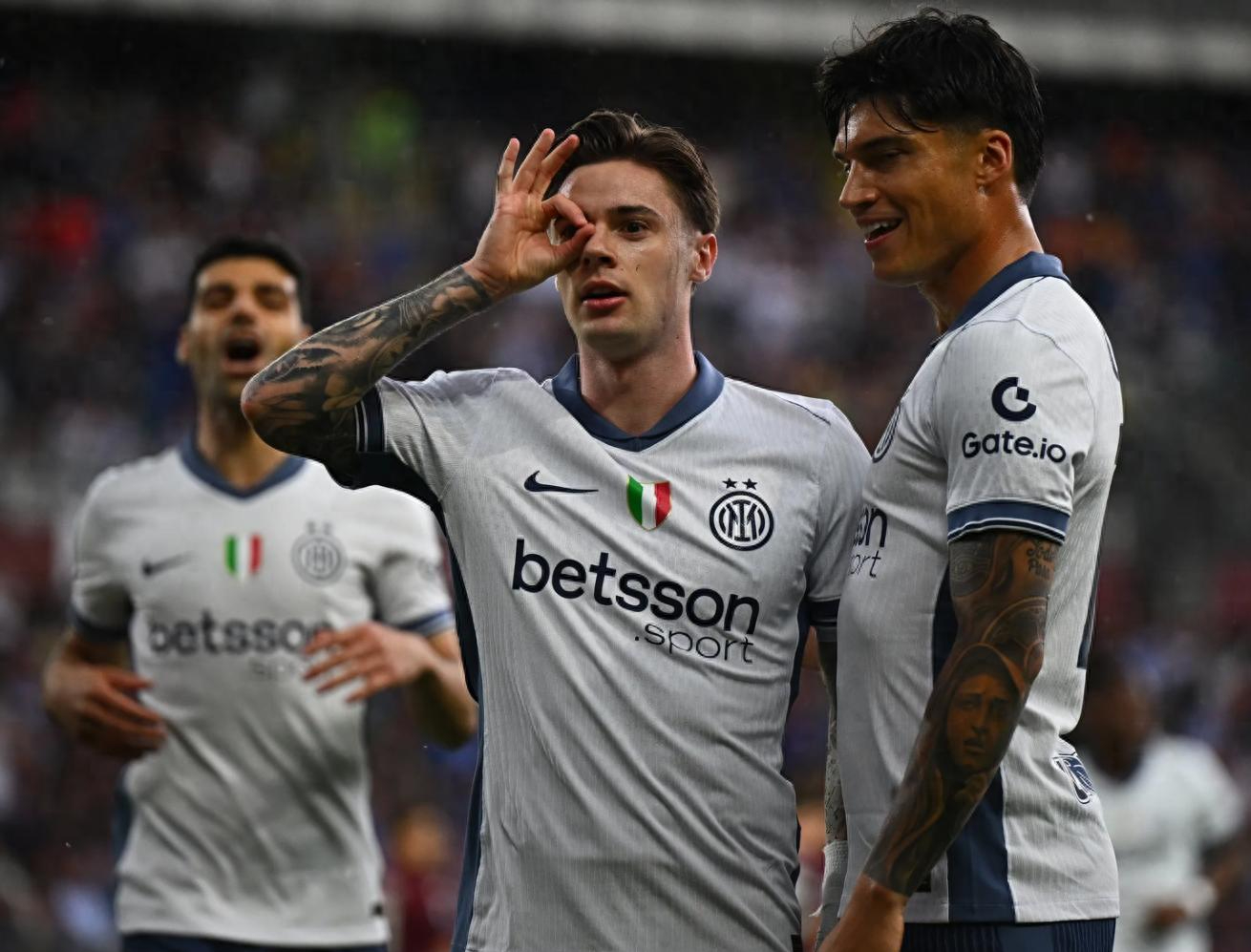 雷火电竞合作-关于国际米兰客场击败都灵，保持追赶尤文图斯的信息