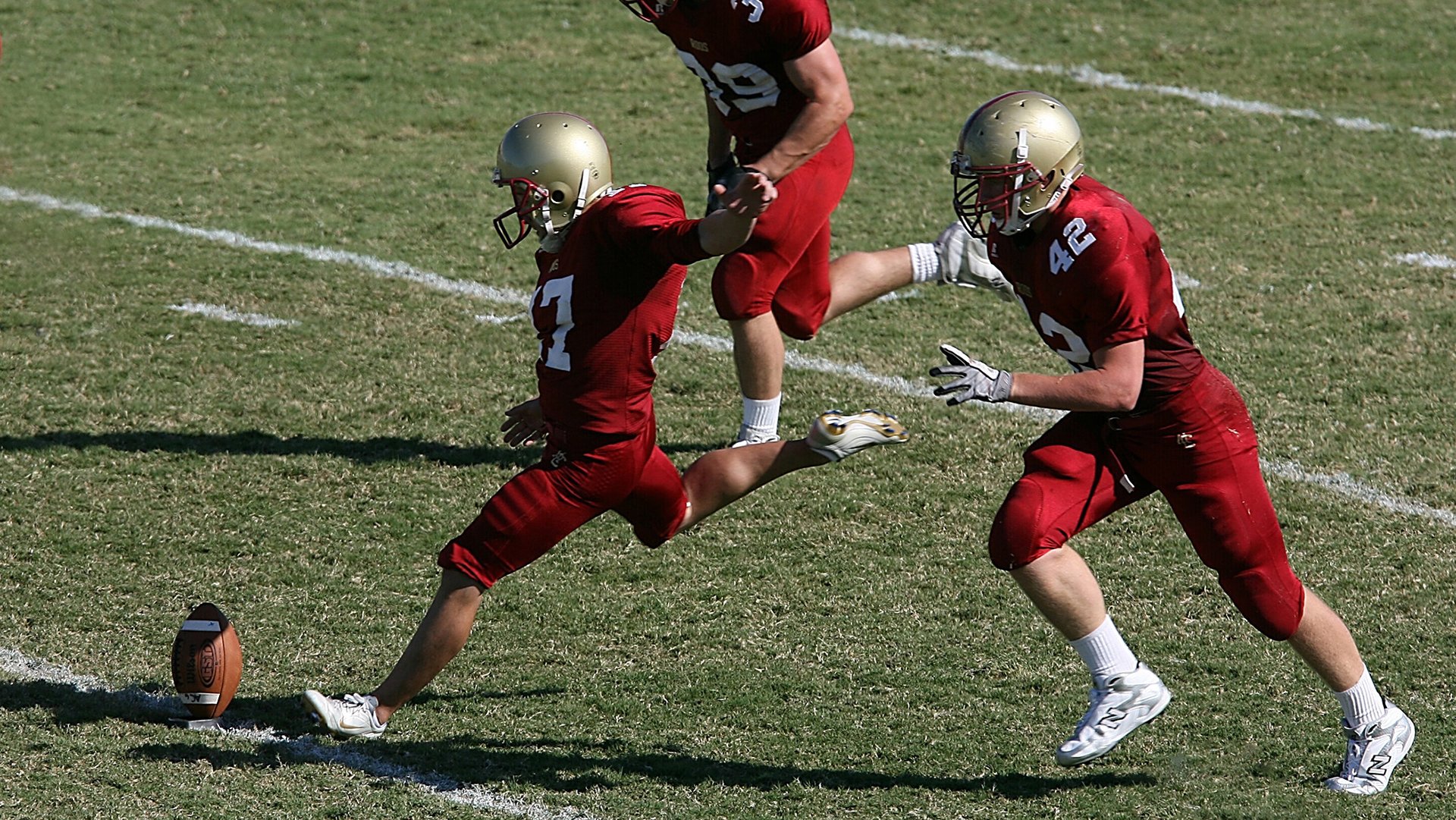 高加索山的鹰，当英格拉姆在希腊神兽头顶摘下月亮